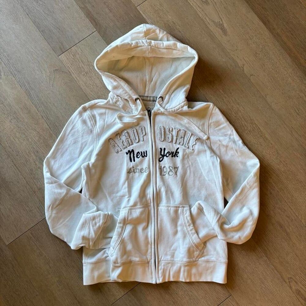 Aeropostale Women's White and Cream Hoodie